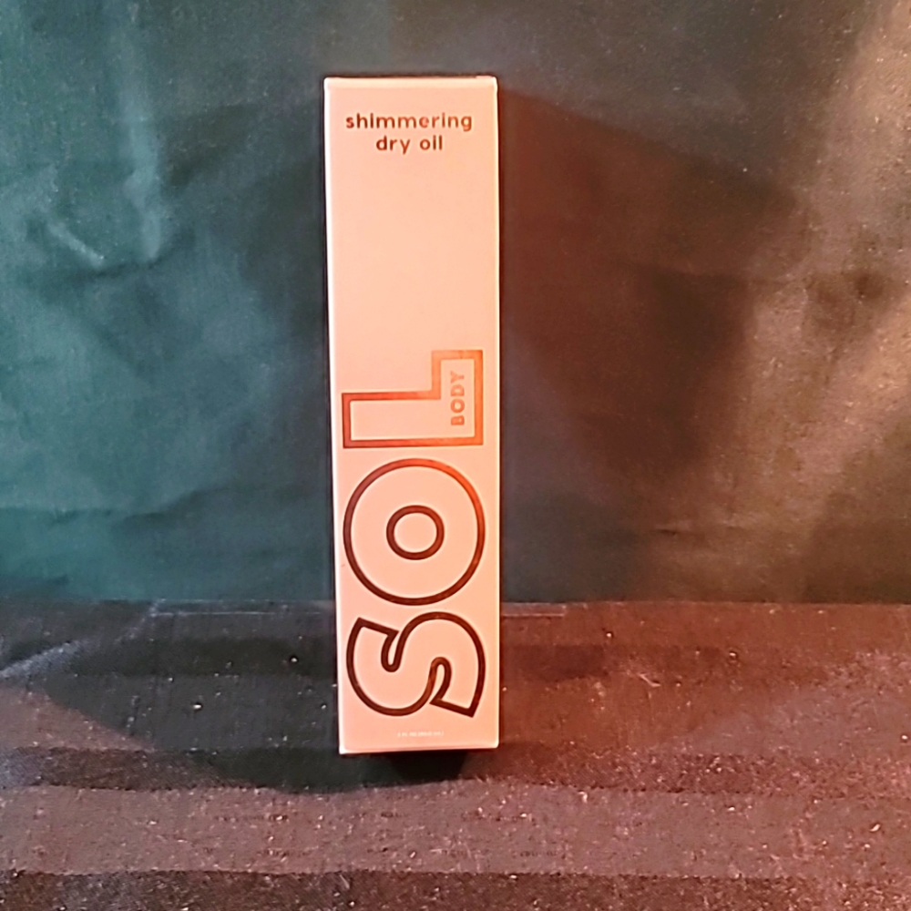 Brand NWT bottle of SOL Body shimmering dry oil 90ml 3 FL oz only opened for pic